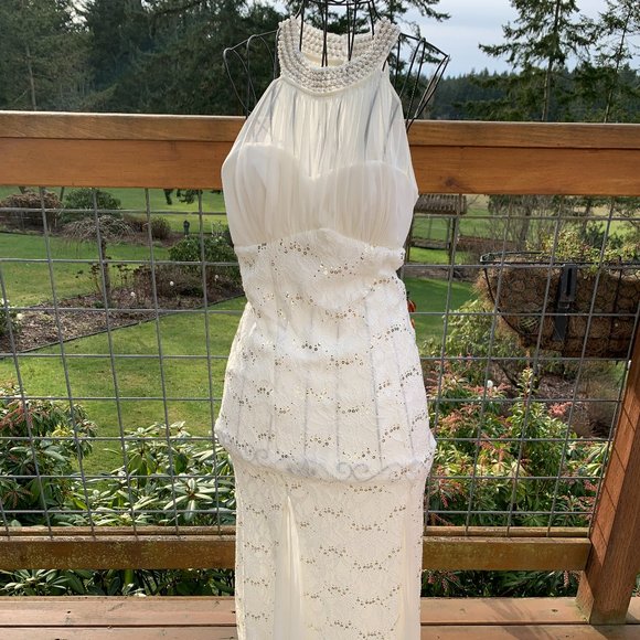 Juno Dress Collectio Ivory Lace Evening Gown - Picture 1 of 11